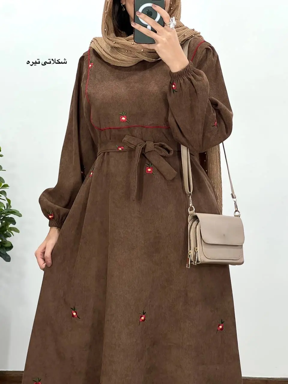 پیراهن مانتویی گلدوزی مهیاس